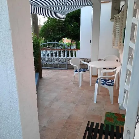 Apartmán Ana-lora Lopar