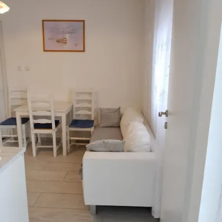 Ana-lora Apartment Lopar