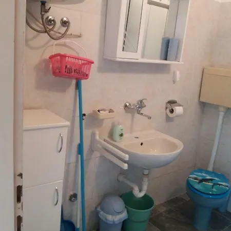 Ana-lora Apartmán *